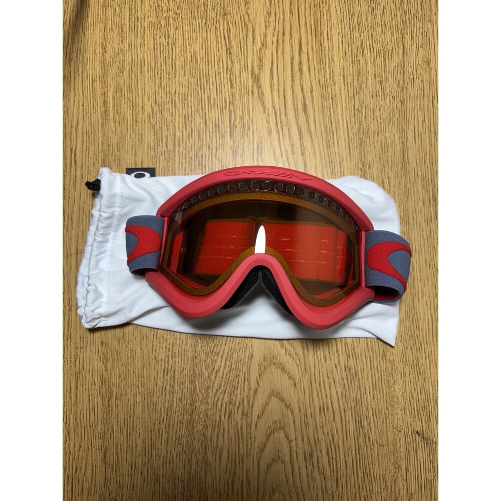 Red Oakley E-Frame Snow Goggles Ski Snowboarding Frame